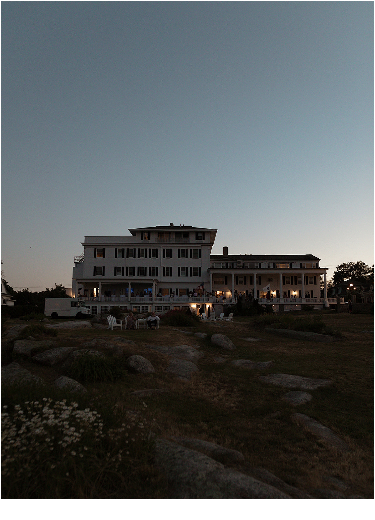 Emerson-Inn-by-the-Sea-at-sunset